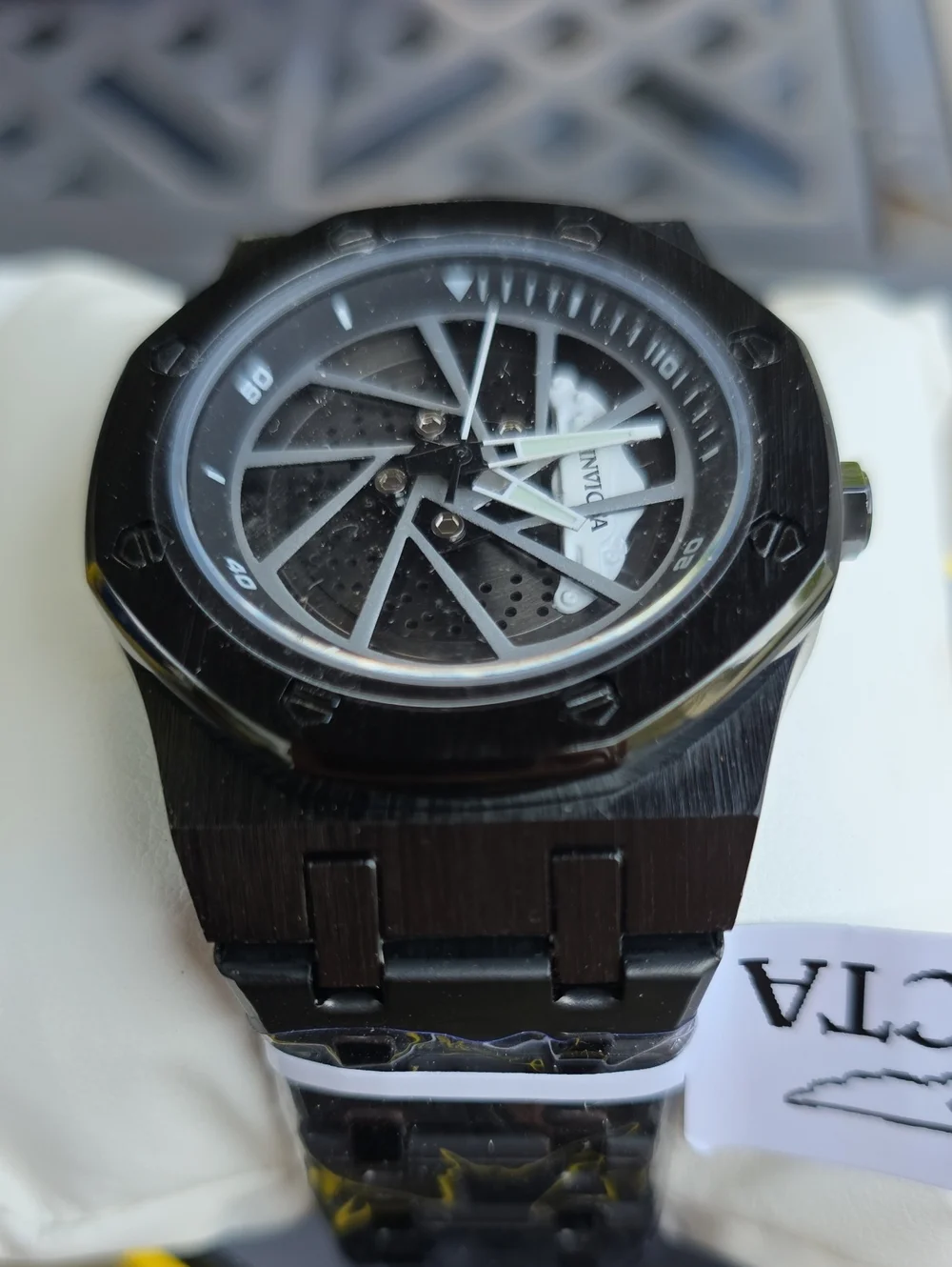 473. Invicta Speedway Rim Men's Watch - 42mm, Black (70037)